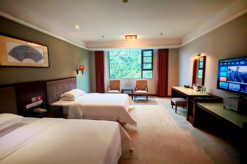 新丰云天海温泉原始森林度假村