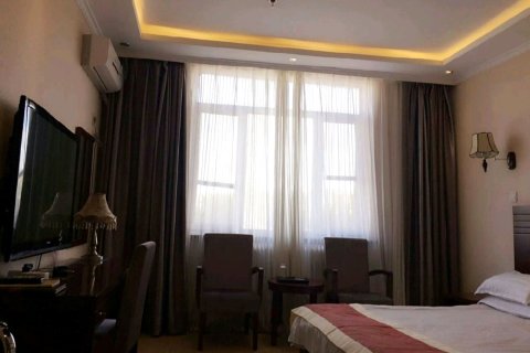 尼勒克银通酒店