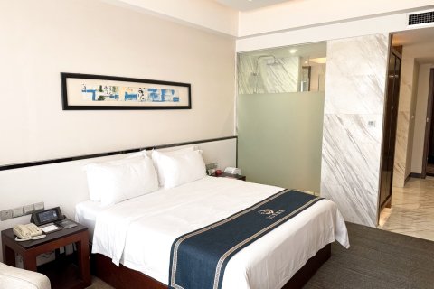 射洪旷逸酒店(永逸广场店)