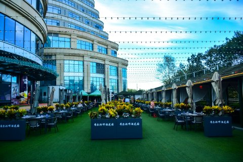 乌鲁木齐希尔顿酒店