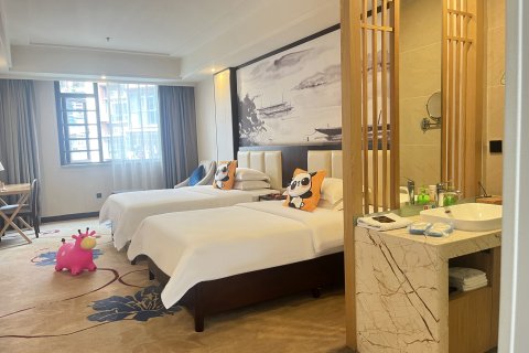 四季澜庭花园酒店(泸州高铁站西南商贸城店)