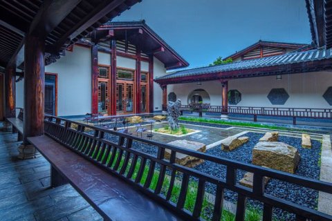 神农架阿尔卡迪亚森林酒店