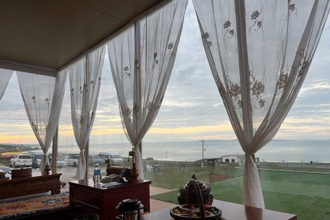 青海湖湖缘驿站