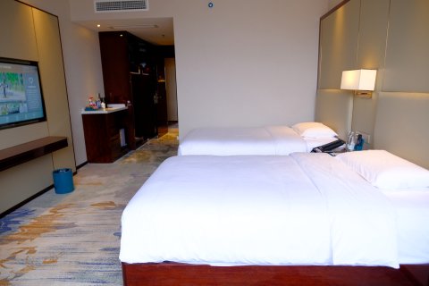 平南雄森国际酒店(贵港平南汽车总站中心广场店)