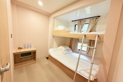 清远宝晶宫天鹅湖温泉酒店