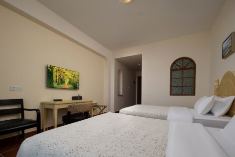 陵水华香酒店(汇丰广场店)