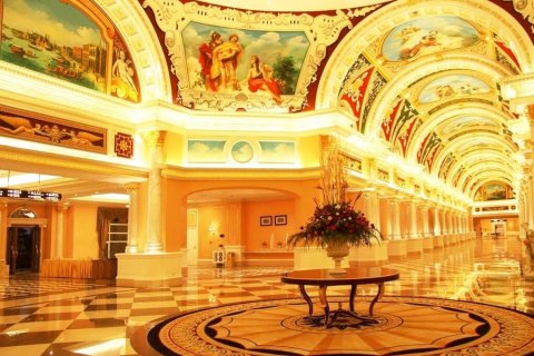 安庆碧桂园凤悦凤凰酒店(万达广场店)