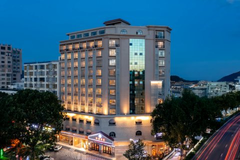 陵水华香酒店(汇丰广场店)