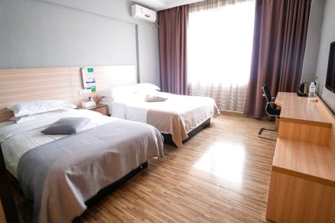 雅斯特美途酒店(桂林火车站象山公园店)