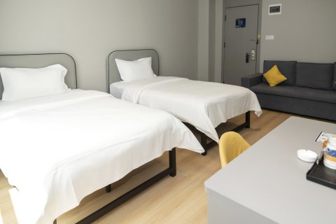 7天酒店(六盘水盘州胜境大道红果小广场店)