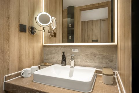 威海市中心亚朵酒店