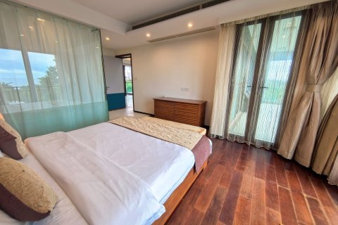 陵水清水湾曼岛海景度假酒店