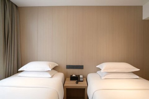 云川酒店(北京通州万达广场店)