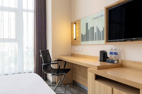 城市便捷酒店(百色拉域大桥天洲嘉乐城店)