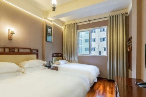 雅江康巴藏驿酒店