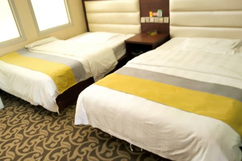 乌拉盖三利宾馆