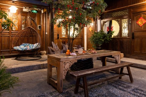 依山依市客栈(丽江古城木府店)