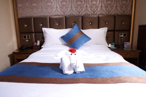 武威和平里精品酒店