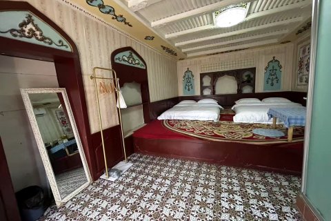 吐鲁番阿娜尔古丽庄园