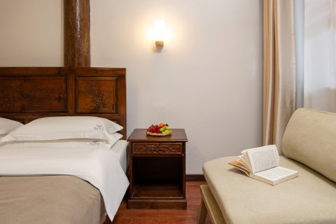 依山依市客栈(丽江古城木府店)