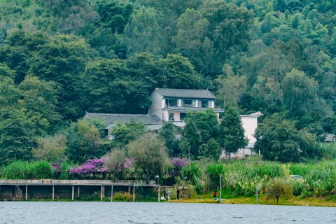 弥勒红河谷温泉山庄