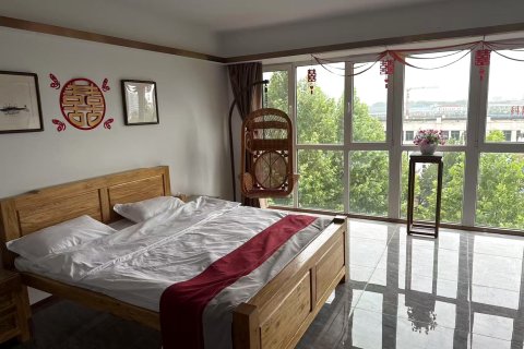 卢龙紫润·域民宿