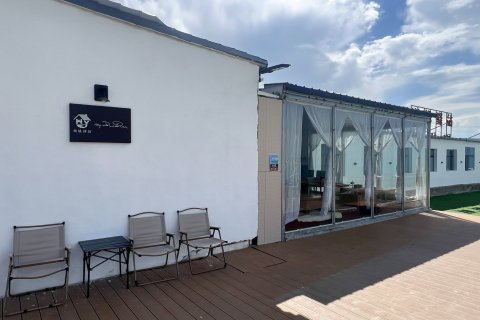 青海湖湖缘驿站