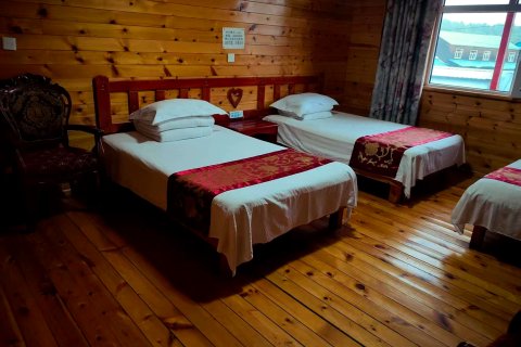 额尔古纳室韦临江嘎俐畅游阁民宿