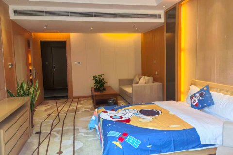 芒市华丰孔雀湖度假酒店