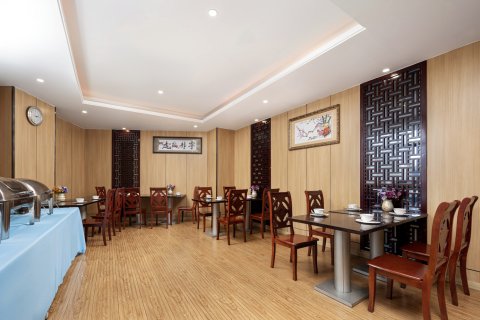 楠泰连锁酒店(邛崃文脉坊邛崃站店)