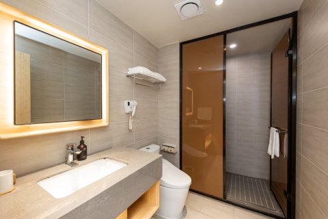 全季酒店(上海外滩宁波路店)