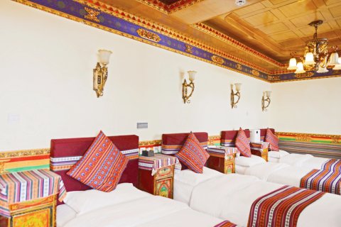 格桑花香｜藏韵富氧 · Café咖啡酒店(拉萨布达拉宫八廓街店)