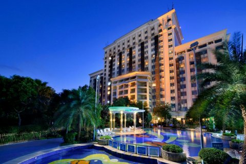 江门新会碧桂园凤悦凤凰酒店(万达广场店)