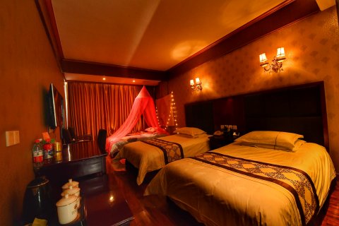 卡萨酒店(康定汽车站店)