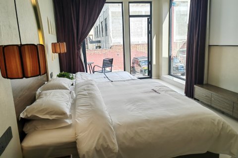 青海湖心灵树生活艺术家客栈