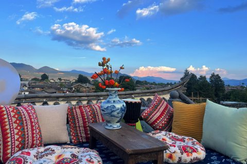 丽江金海棠客栈