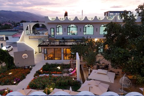 居阁花园庭院spend one´s holidays美宿(那拉提景区店)