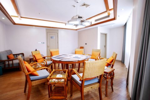 崇州拉菲假日酒店(崇州市二医院店)