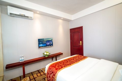 锦怡假日大酒店(桂林站象鼻山店)