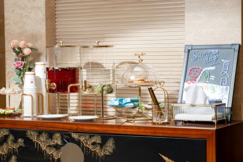 武汉阳光酒店(汉口火车站泛海CBD店)