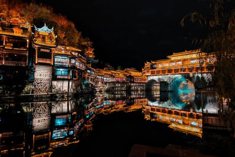 梦缘·一线江景·沱江精品民宿(凤凰古城虹桥店)