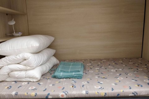 瓦当旅舍(北京北站平安里地铁站店)