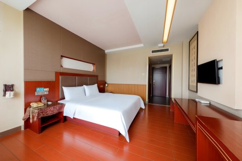 昌辰假日酒店(沂水雪山风情街店)