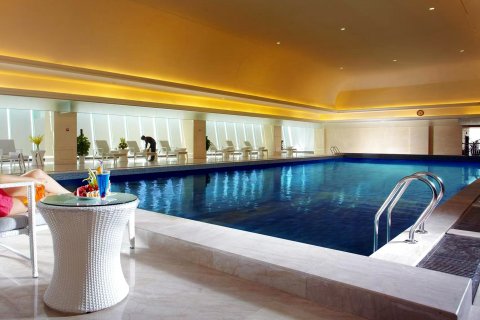 句容余坤墨尔顿大酒店