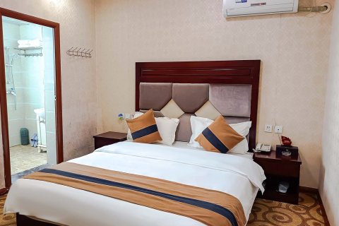 TOWO上品酒店(梓潼客运中心站店)