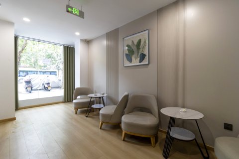 茶韵商旅酒店(信阳火车站天润广场店)