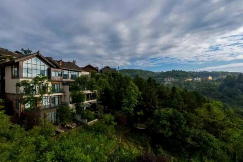 深秋里180°山景民宿(武隆仙女山店)