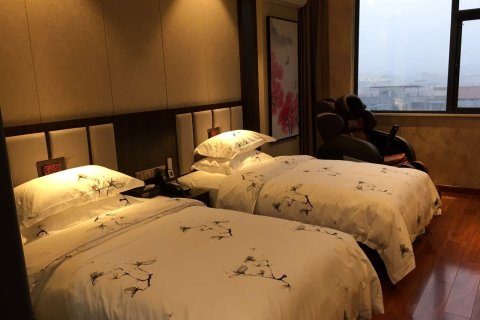 洲岸尊途酒店(夏邑人民法院店)