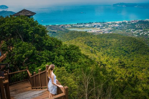三亚亚龙湾人间天堂-鸟巢度假村