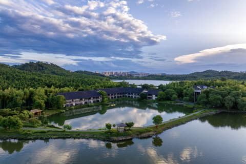 池州平天半岛大酒店